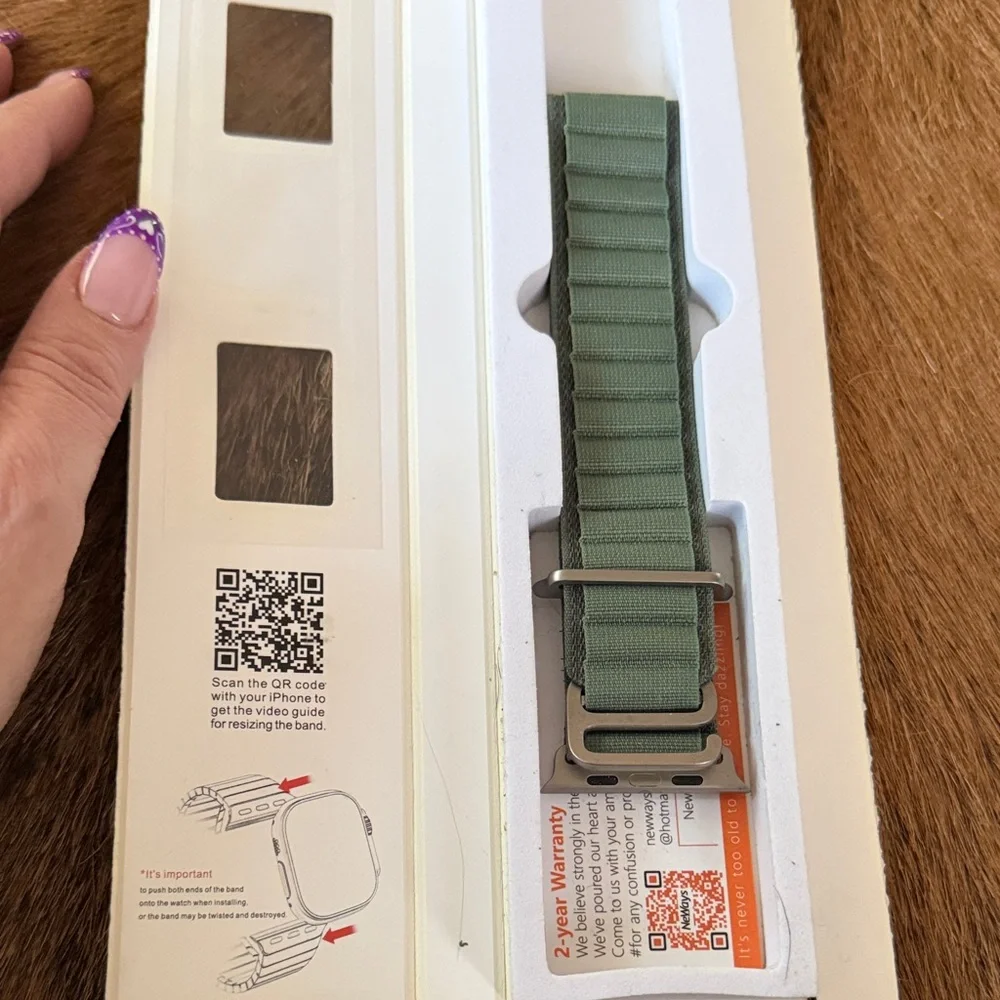 Elegant Green Smartwatch Band